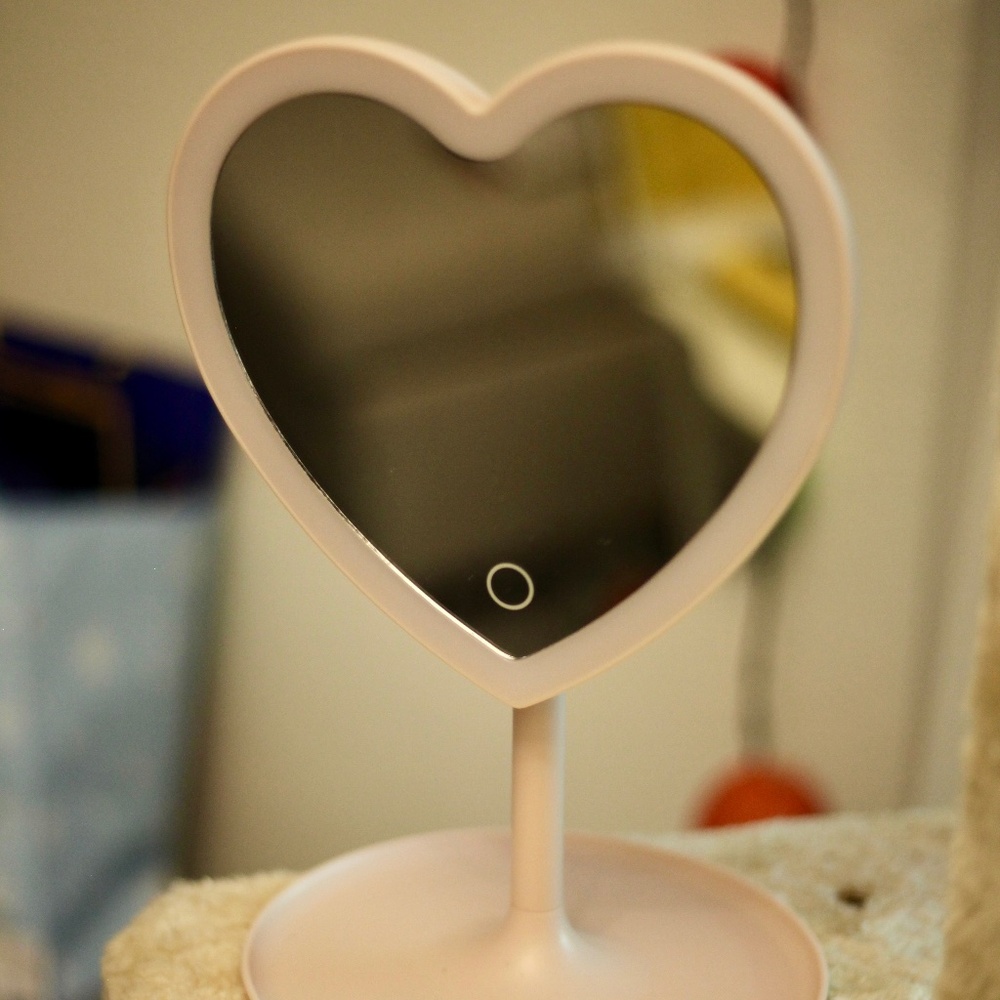 Urban Outfitters Heartbeat Makeup Vanity Mirror